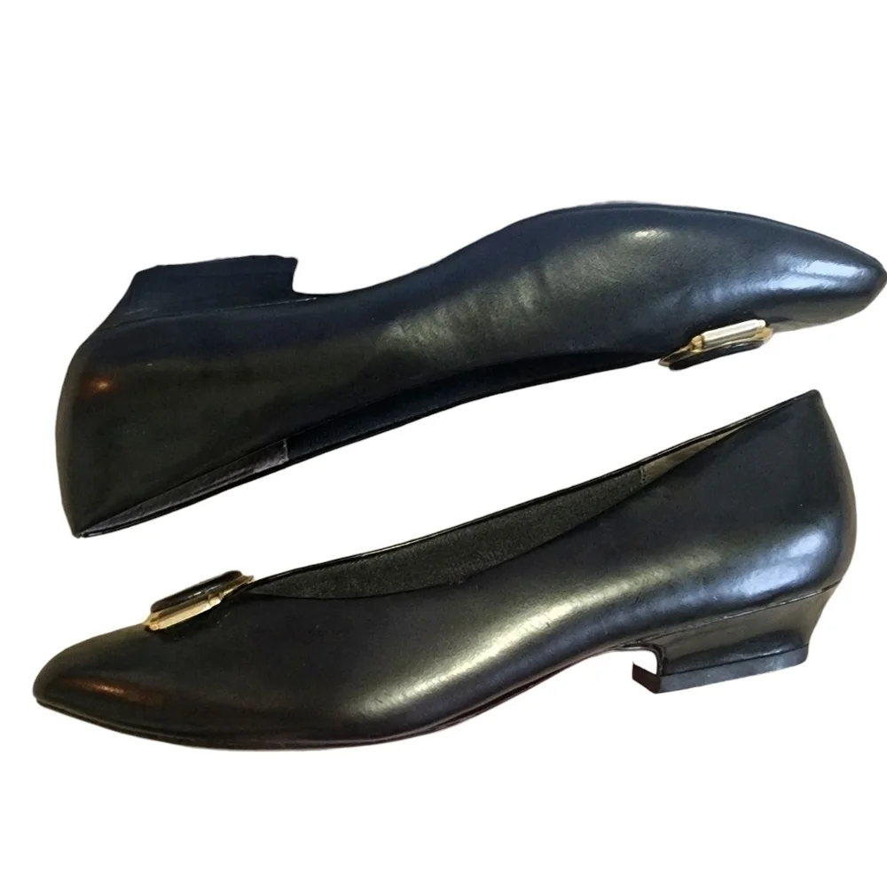 NWOT Vintage Karen Scott Felice Kitten Heel Navy Pumps - 9N